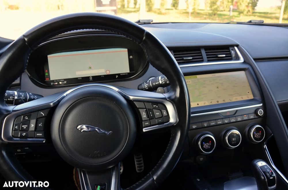 Jaguar E-Pace D180 AWD Aut. R-Dynamic HSE - 6