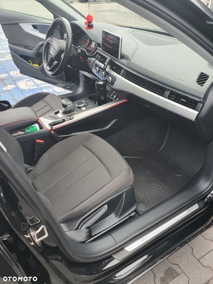 Audi A4 Avant 35 TDI S tronic - 13