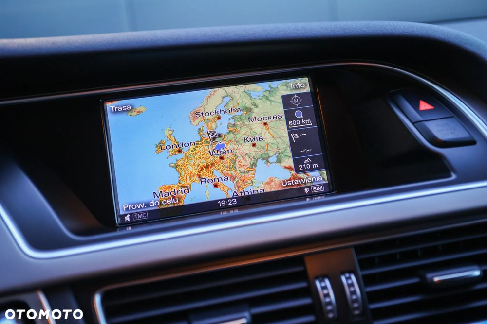 Audi A4 Avant 2.0 TDI DPF quattro S tronic S line Sportpaket - 23
