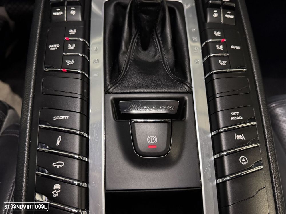 Porsche Macan - 36