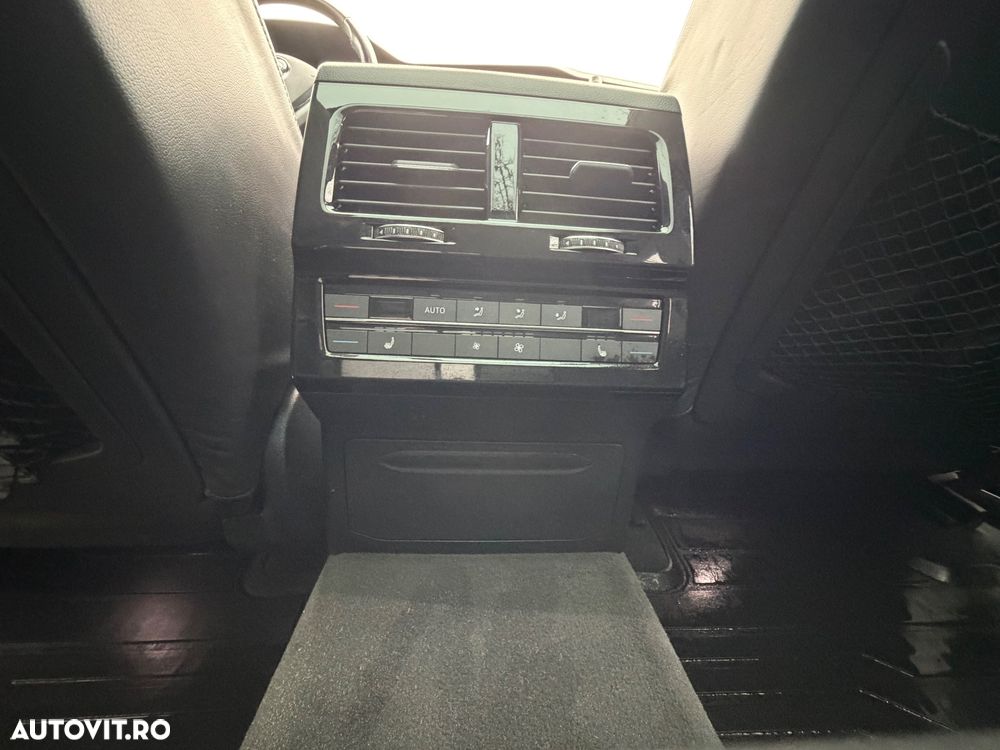 Volkswagen Touareg V6 TDI Atmosphere - 9