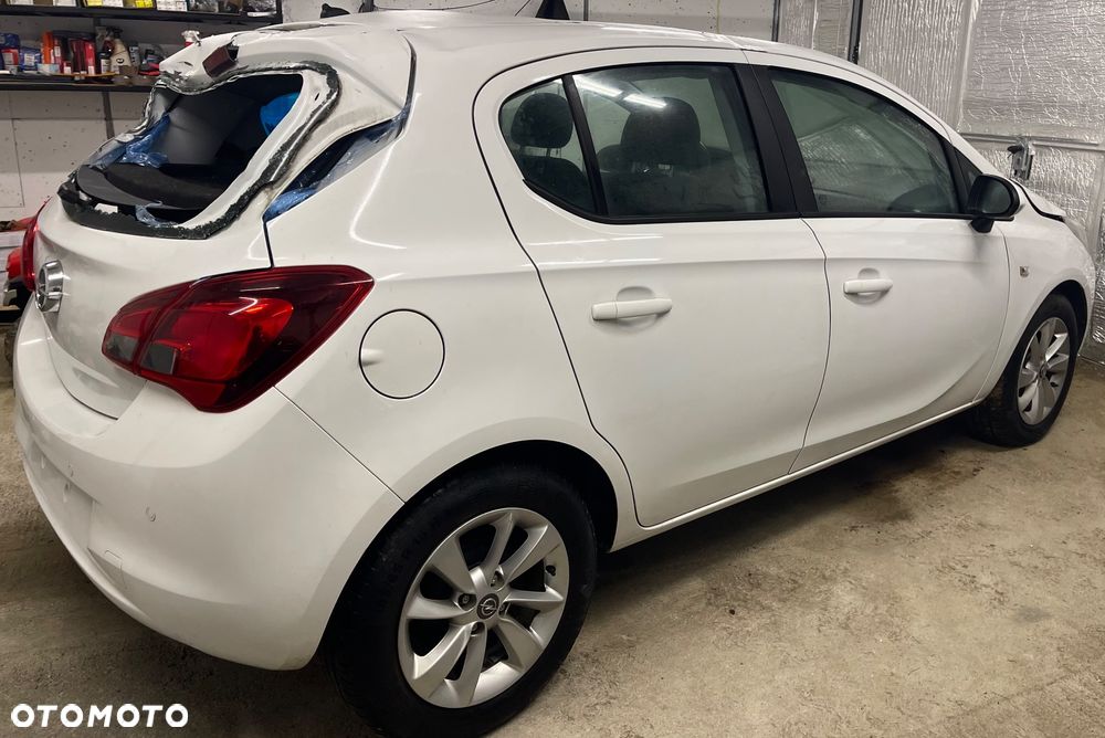 Opel Corsa 1.4 Cosmo - 3