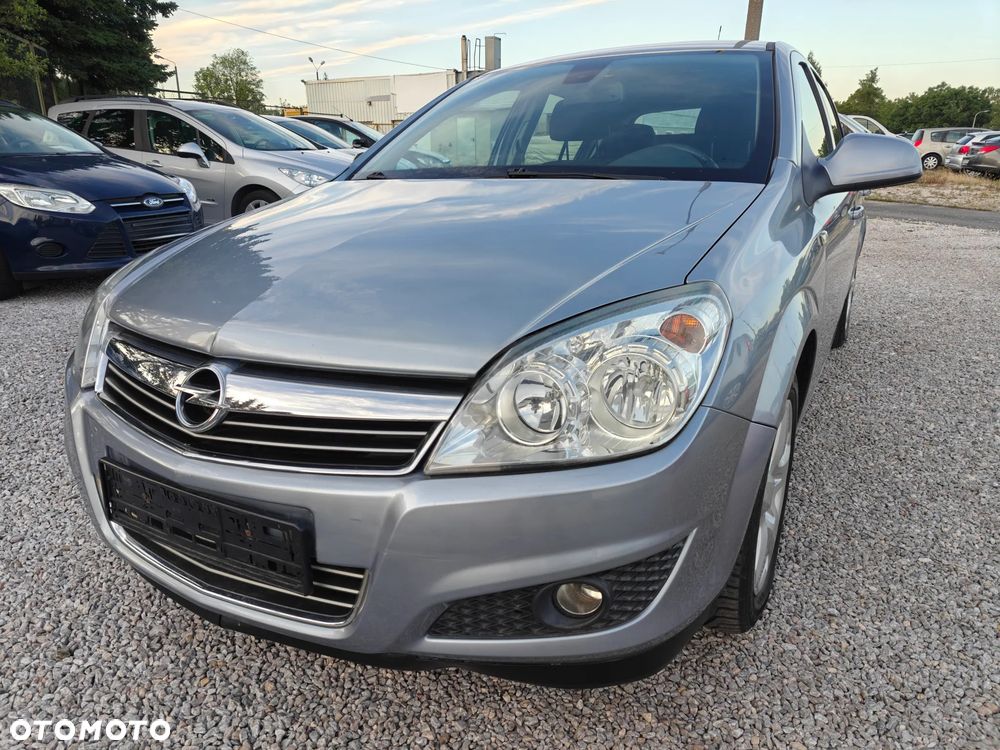 Opel Astra - 24