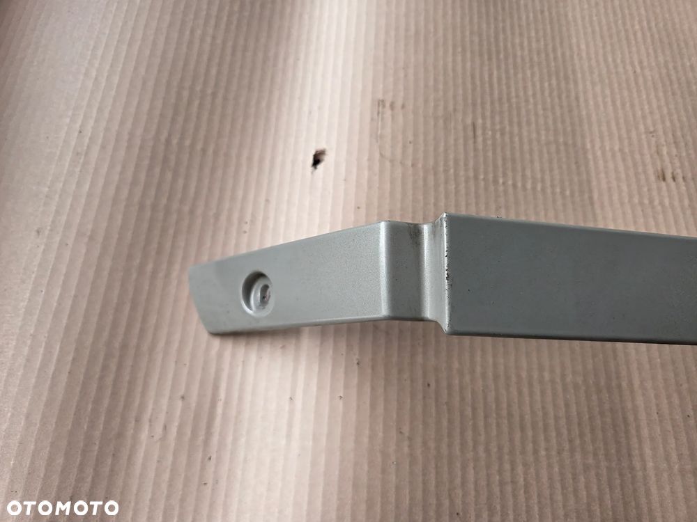 Listwa maskownica prowadnicy prawy bok Citroen Berlnigo IV EEV - 2