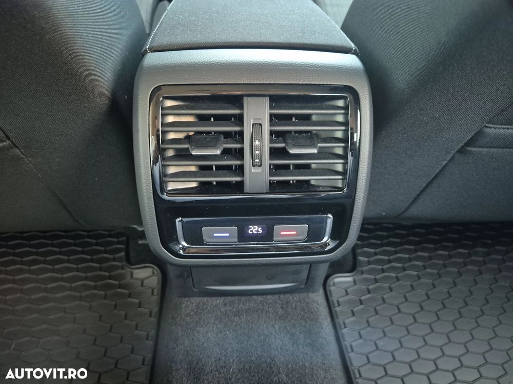 Volkswagen Passat 2.0 TDI DSG Advance - 23