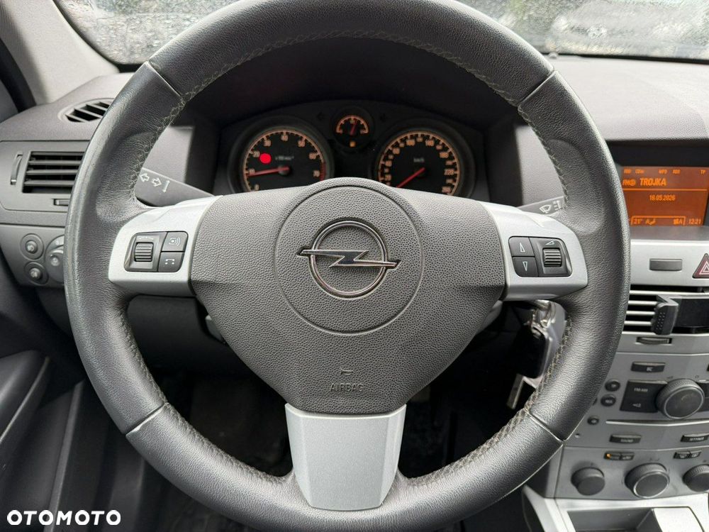 Opel Astra 1.6 Cosmo EU6 - 17