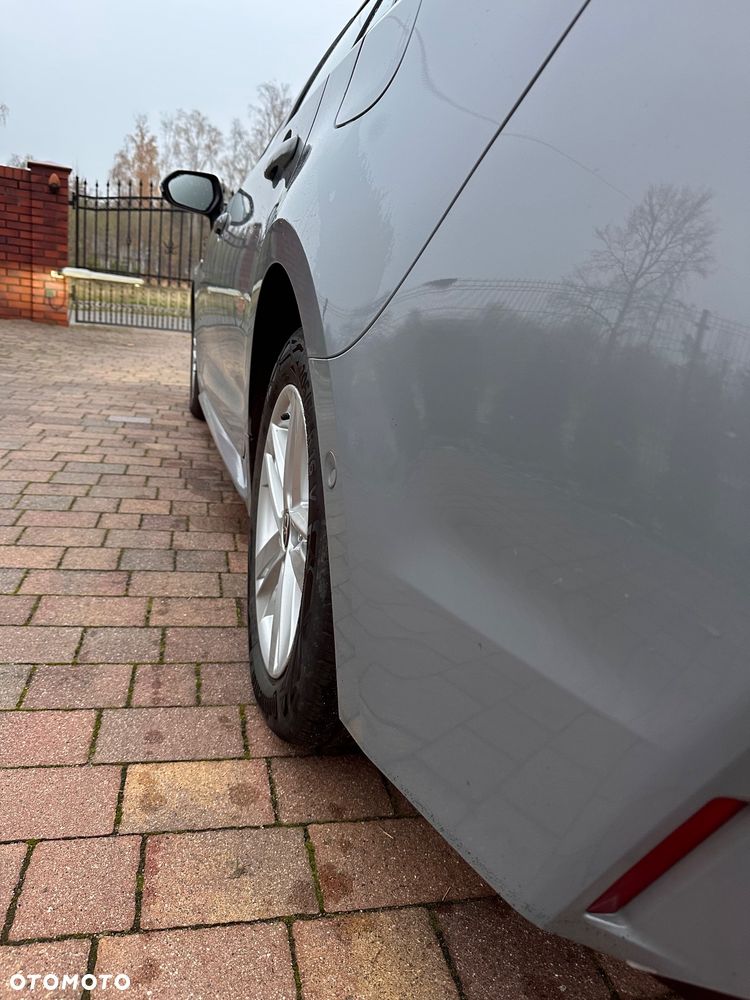 Toyota Corolla 1.8 Hybrid Comfort - 30