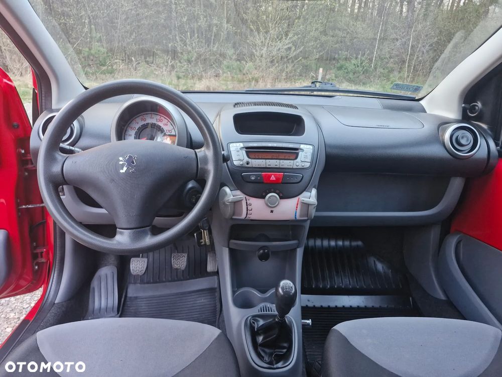 Peugeot 107 70 Petit Filou - 26