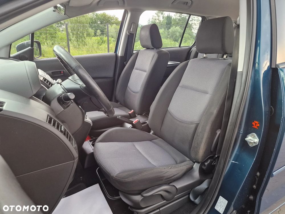 Mazda 5 - 19