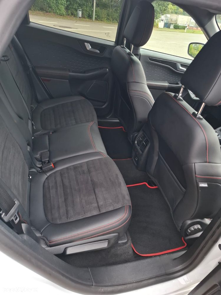 Ford Kuga - 21