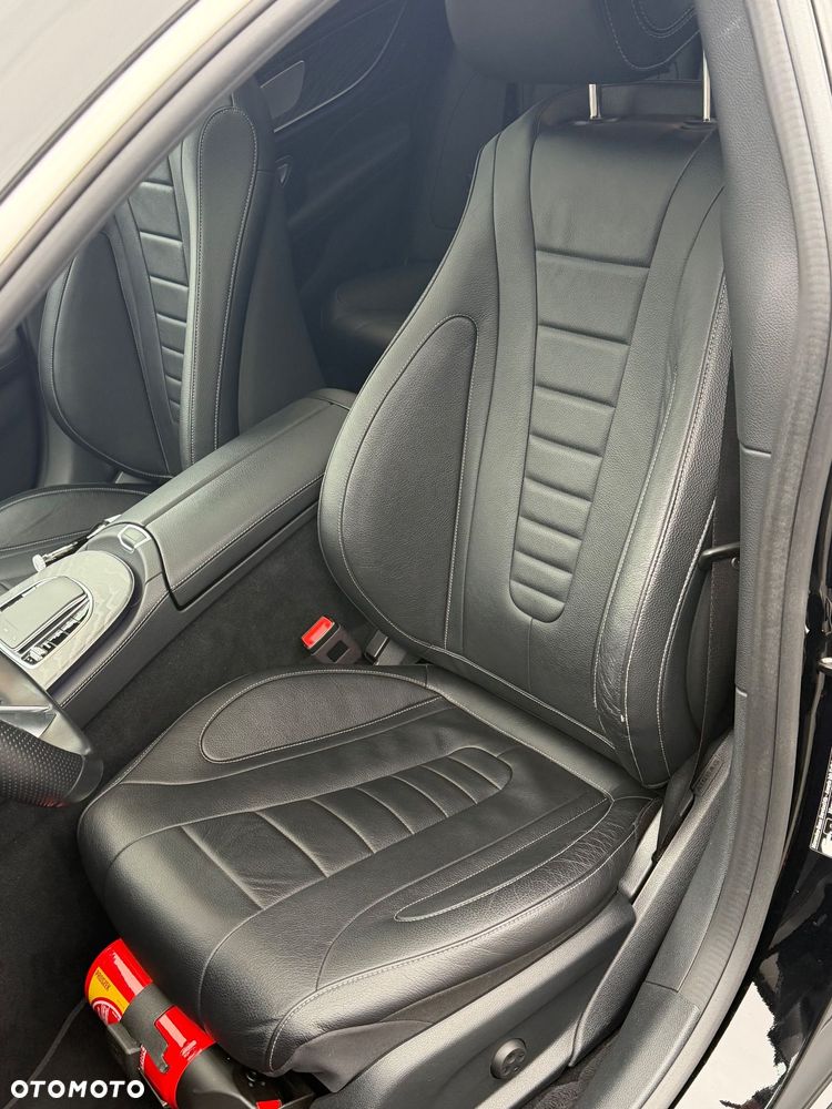 Mercedes-Benz CLS 400 d 4-Matic AMG - 15
