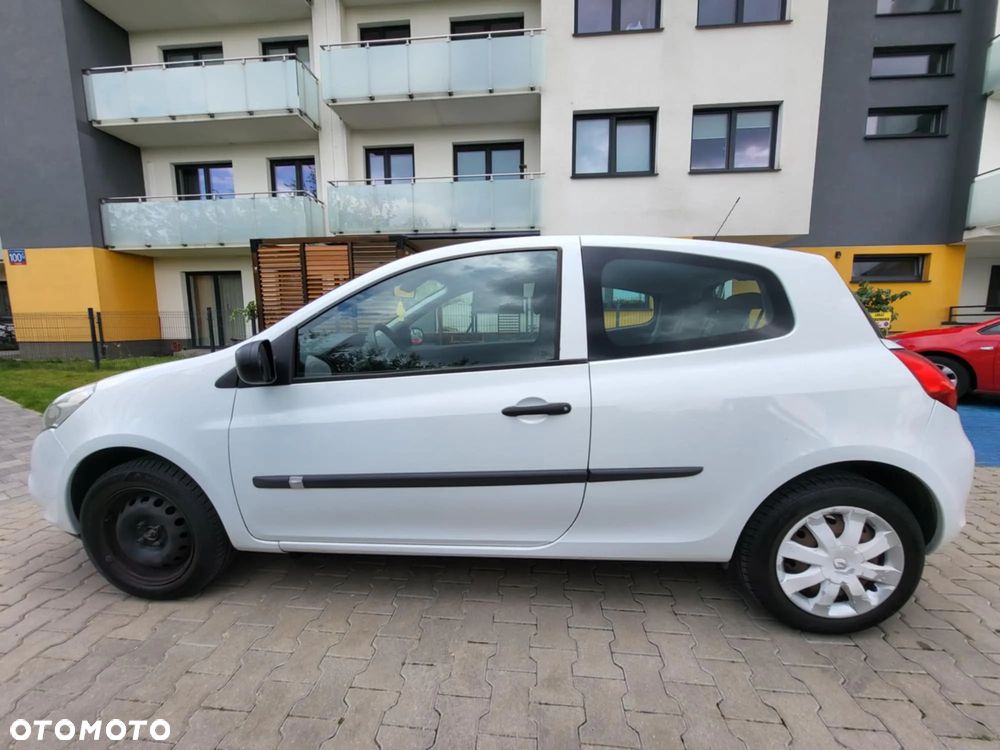 Renault Clio - 6
