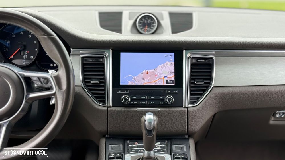Porsche Macan 2.0T - 12
