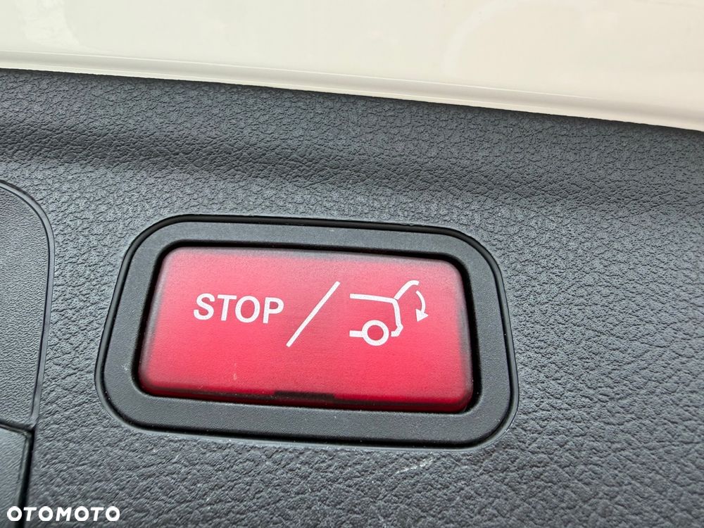 Mercedes-Benz GLE - 10