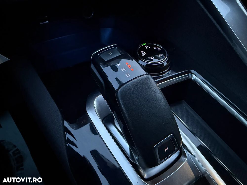 Peugeot 5008 1.2 Puretech Turbo s&s EAT8 Allure - 15