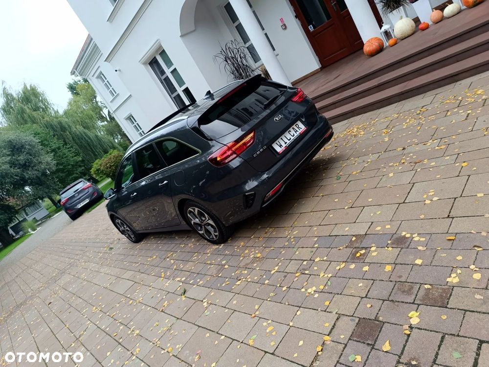 Kia Ceed 1.6 CRDi SCR L Business Line Plus - 19