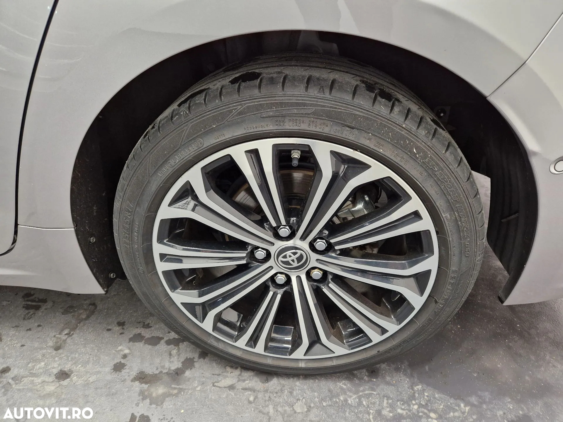 Toyota Corolla 1.8 HSD Exclusive interior Negru - 14