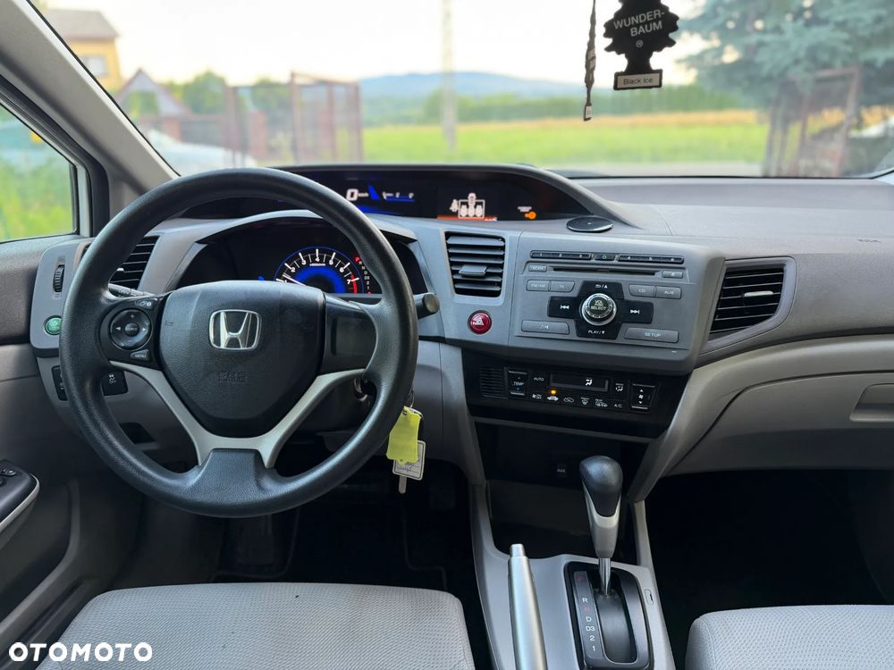 Honda Civic 1.8 Comfort - 17