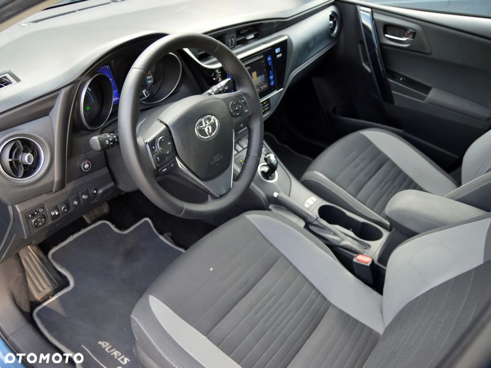 Toyota Auris Hybrid 135 Comfort - 7