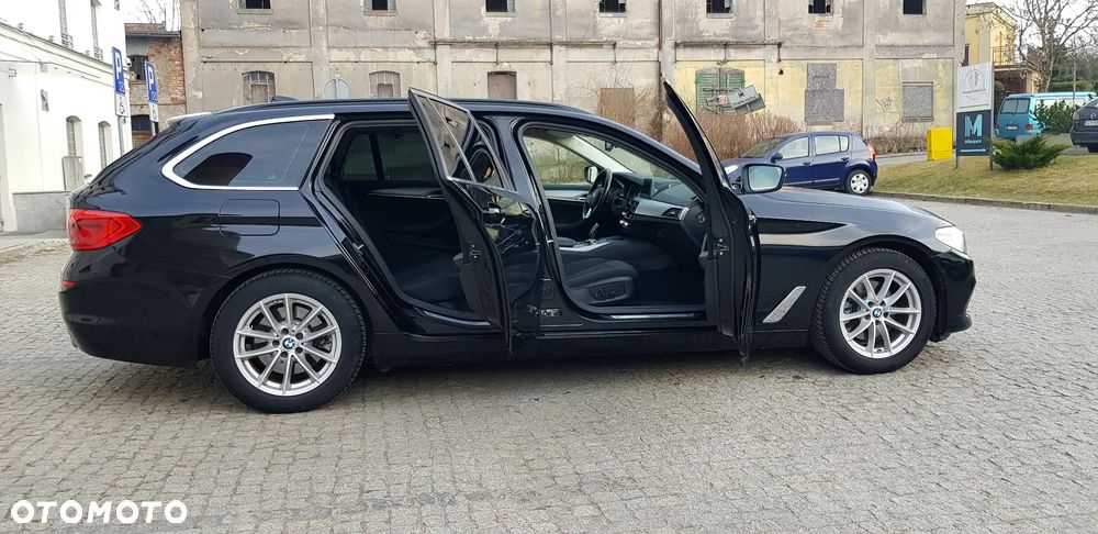 BMW Seria 5 520d M Sport Edition - 13