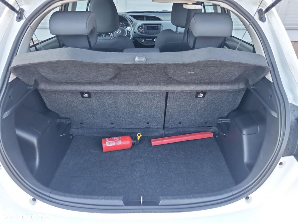 Toyota Yaris - 13