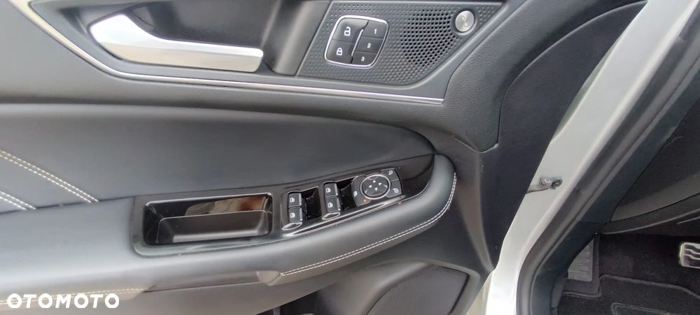 Ford Edge - 11