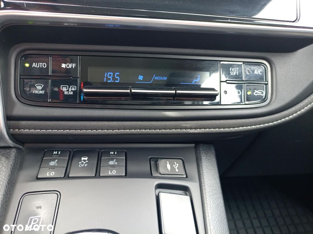 Toyota Auris Hybrid 135 Premium - 21