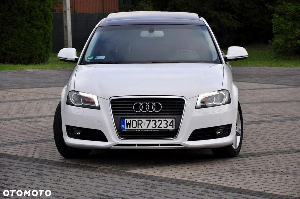 Audi A3 Sportback - 2