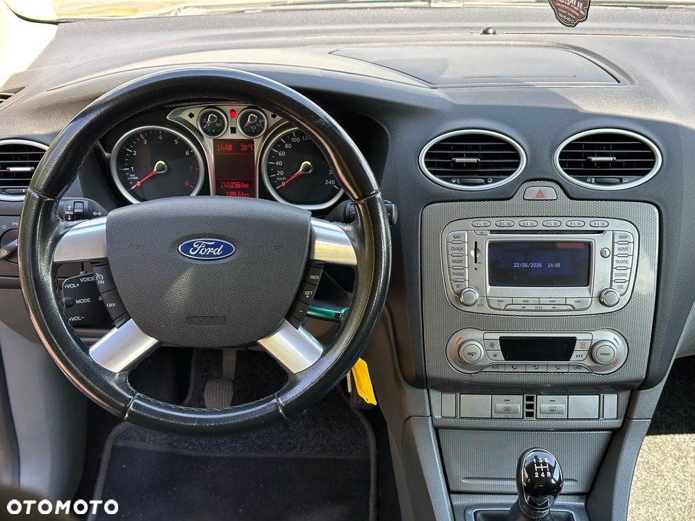 Ford Focus 1.8 Titanium - 16