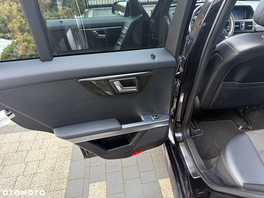 Mercedes-Benz GLK 200 CDI (BlueEFFICIENCY) 7G-TRONIC - 14