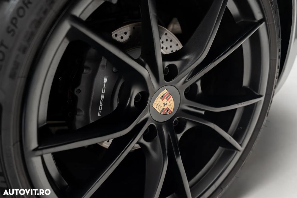 Porsche Cayman PDK - 40