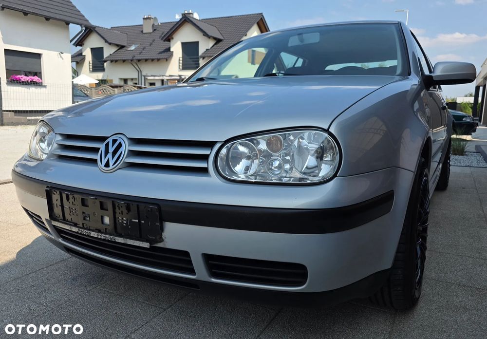 Volkswagen Golf 1.4 Comfortline - 2