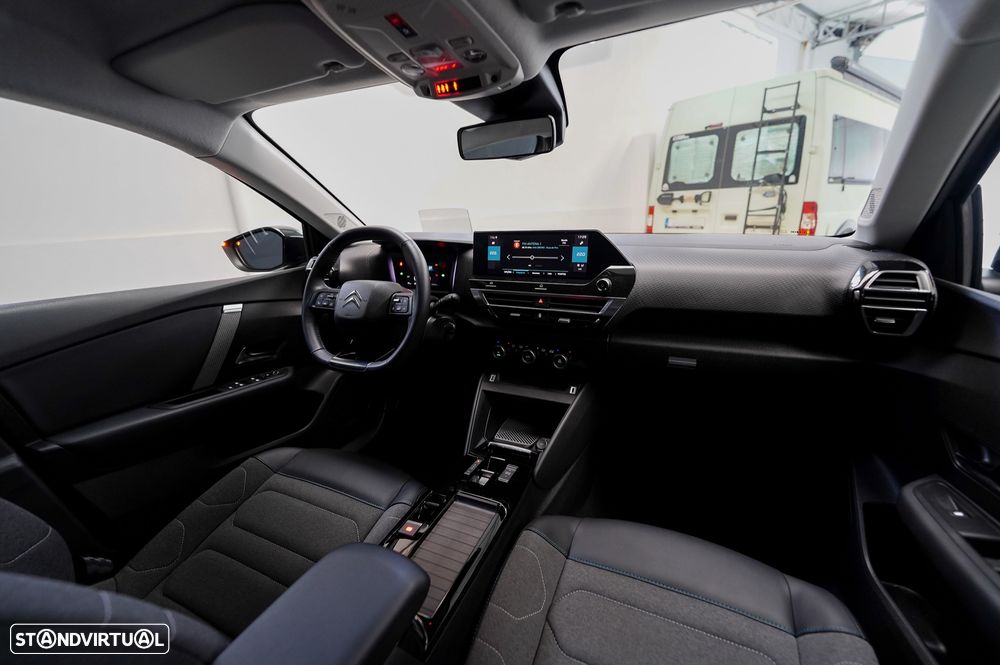 Citroën C4 1.2 PureTech Plus EAT8 - 2