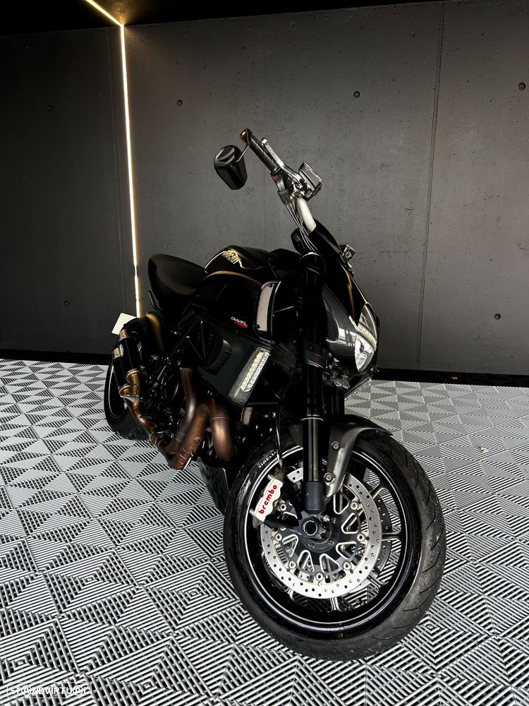 Ducati Diavel Carbon - 3
