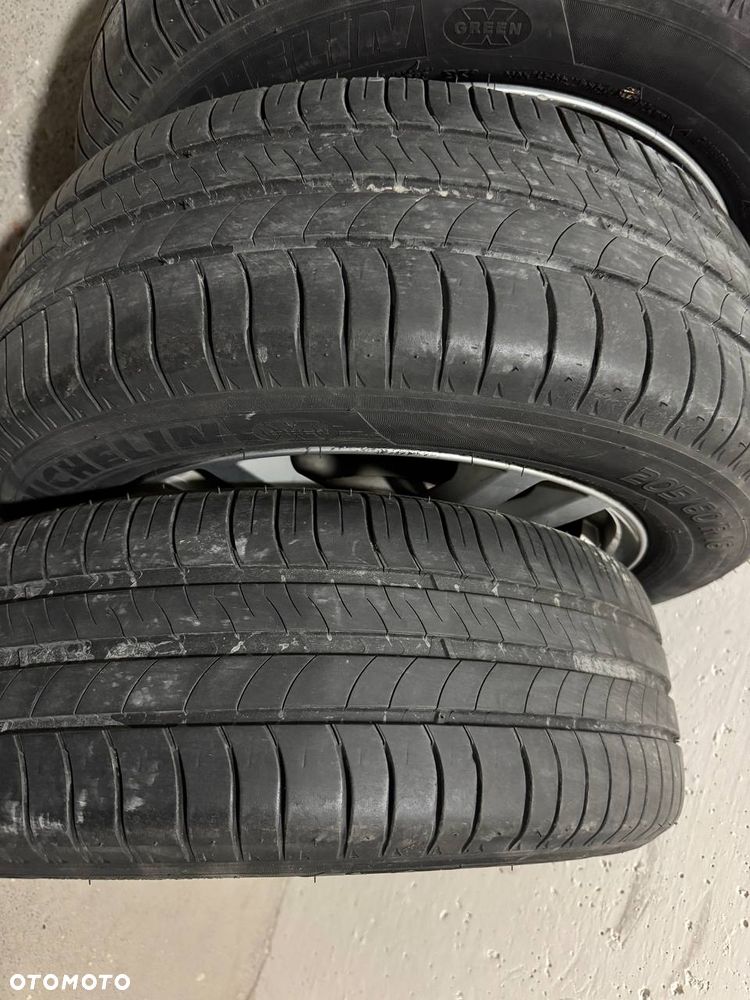 Ford Focus 1.5 TDCi SYNC Edition - 15