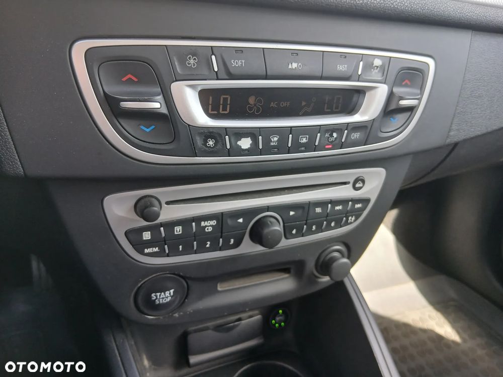 Renault Megane 1.6 16V Dynamique - 12