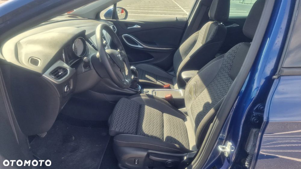 Opel Astra - 11