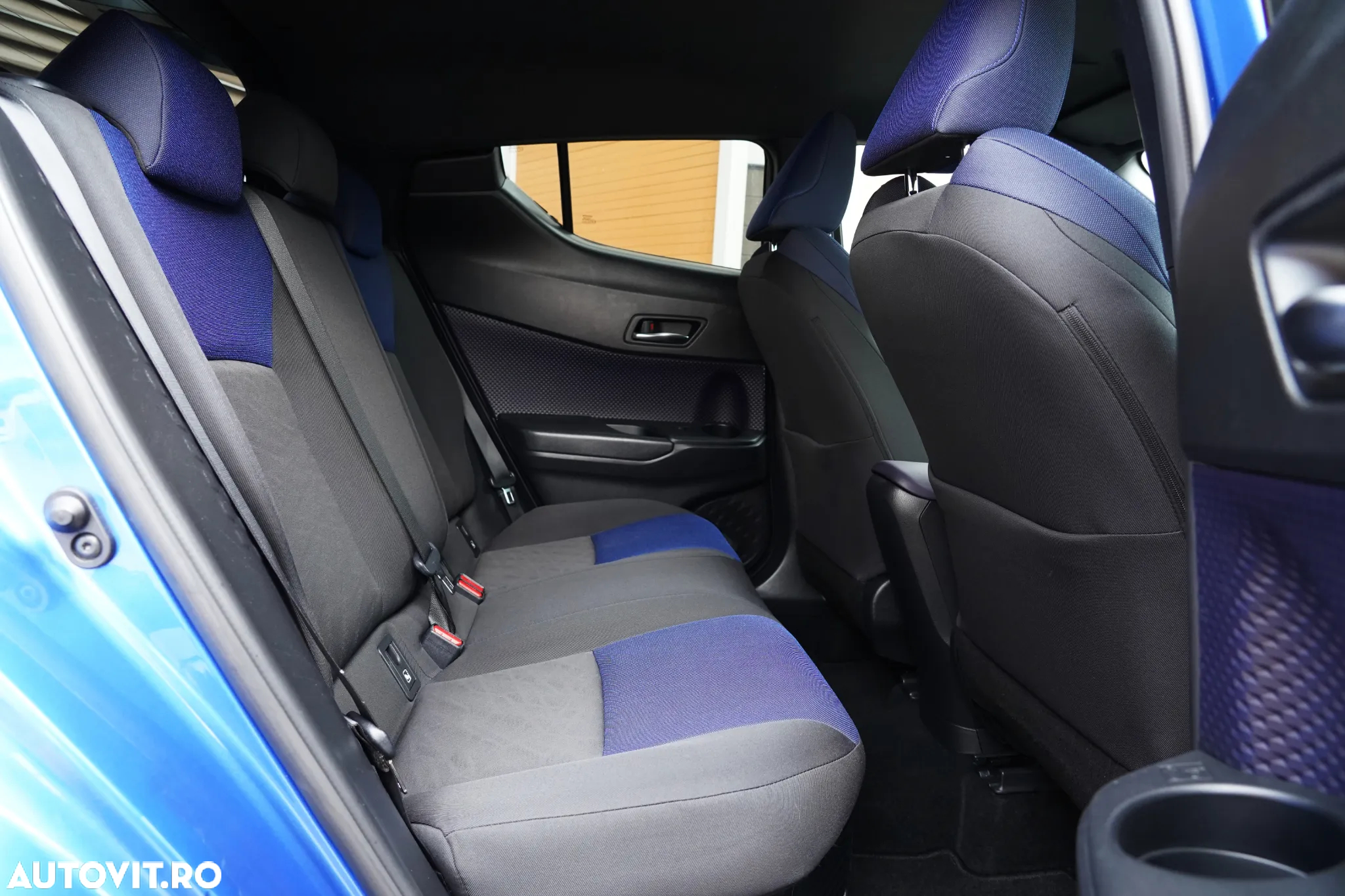 Toyota C-HR 1.8 HSD 122 CP 4x2 CVT Style - 7