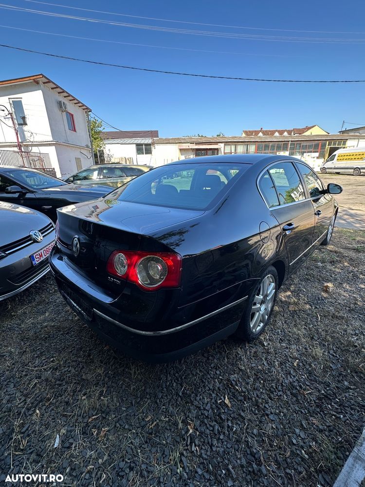 Volkswagen Passat 2.0 Blue TDI SCR Comfortline - 3