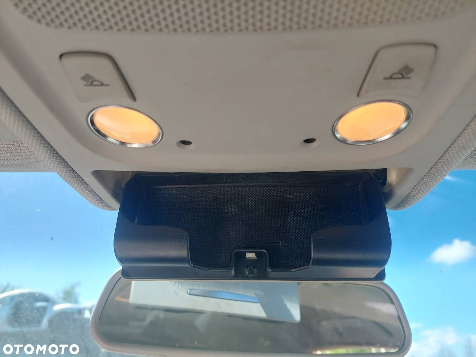 LAMPKA PODSUFITKI AUDI A5 8T - 2