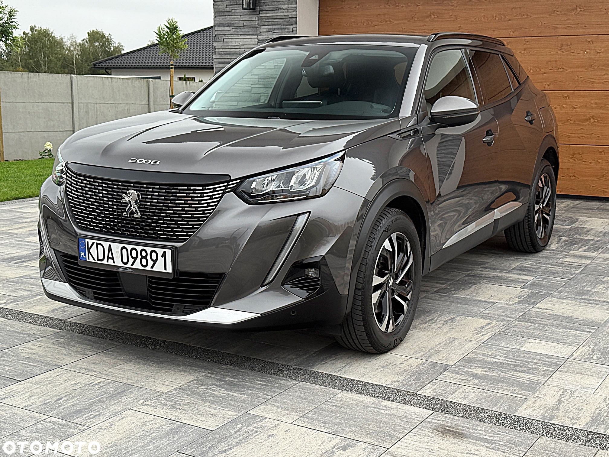 Peugeot 2008 1.5 BlueHDi Allure Pack S&S EAT8 - 27