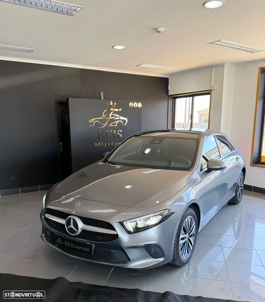 Mercedes-Benz A 250 Limousine e 8G-DCT AMG Line - 2