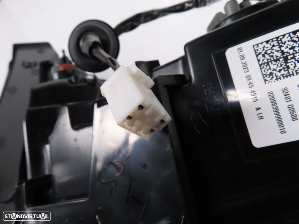 Farolim Esquerdo/Trás Usado / Original HYUNDAI Bayon (BC3) 92401Q0500 - 3