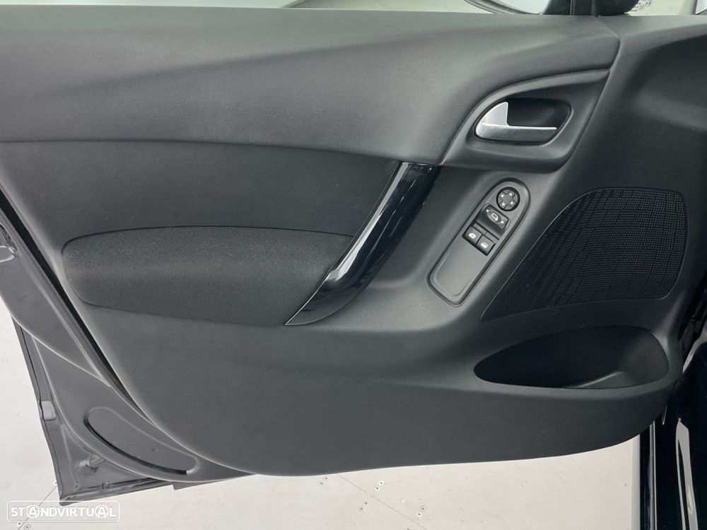 Citroën C3 1.2 PureTech Collection - 18