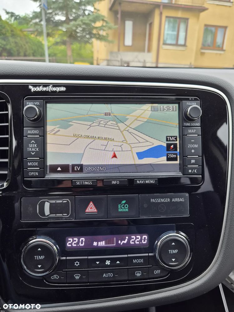 Mitsubishi Outlander - 35