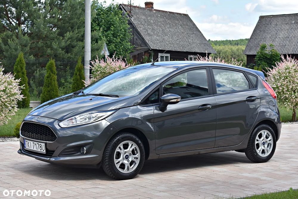 Ford Fiesta 1.25 Champions Edition - 5