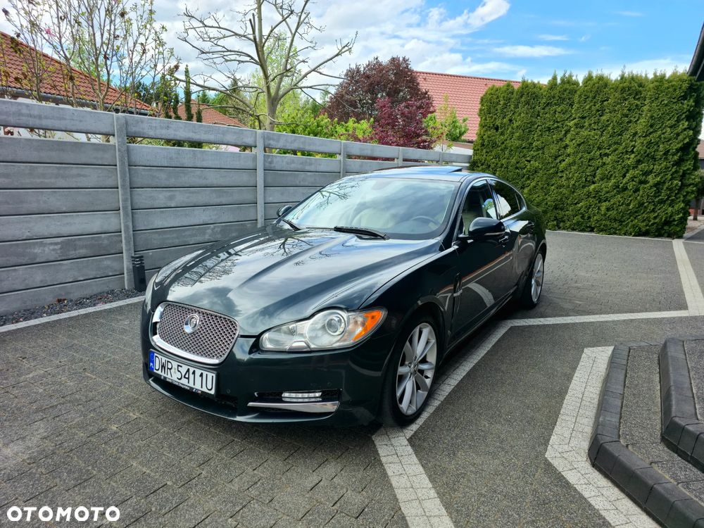 Jaguar XF 3.0 V6 D Premium Luxury - 1