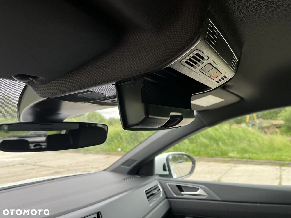 Volkswagen Taigo 1.5 TSI ACT R-Line Plus DSG - 30