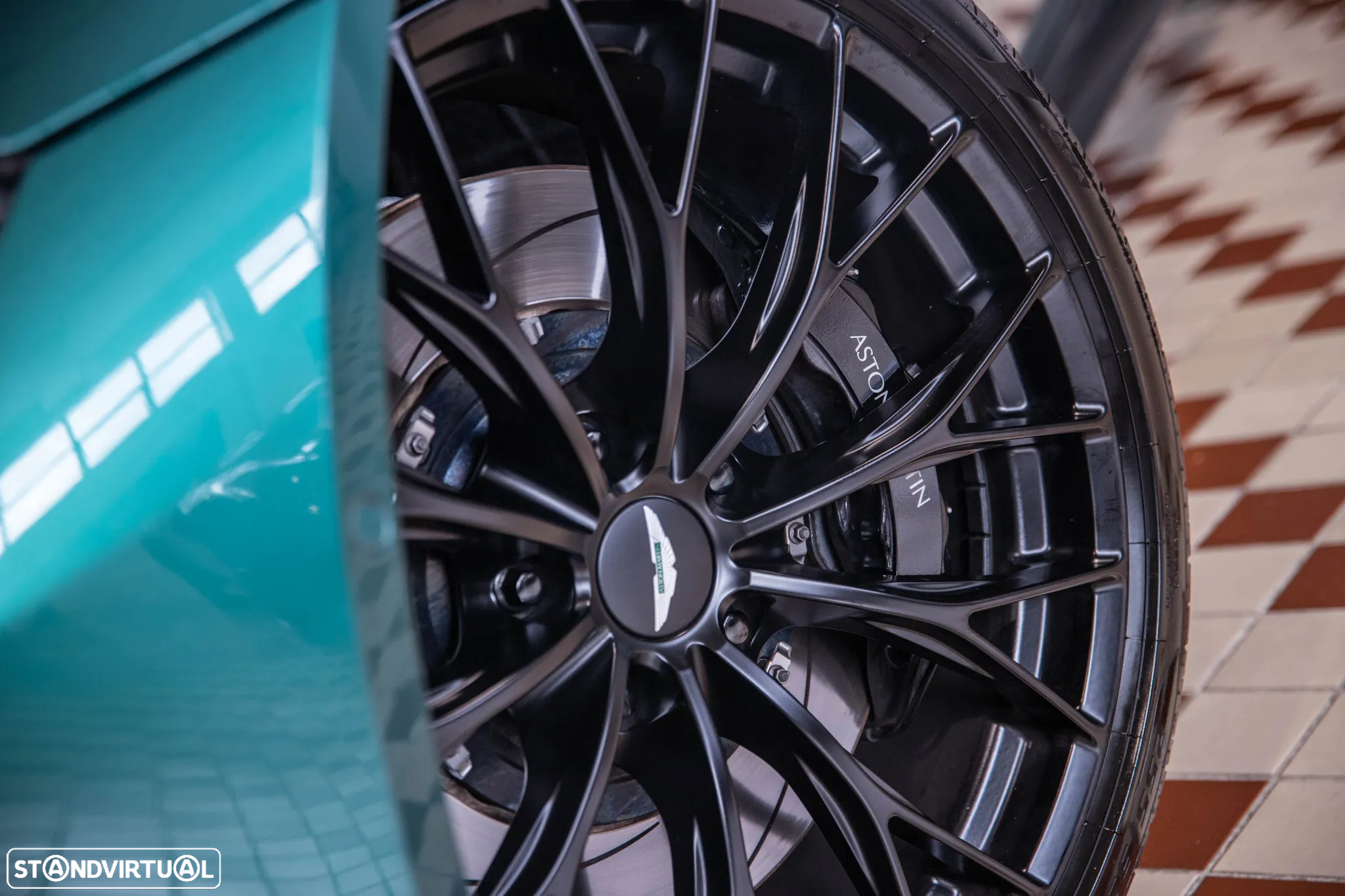 Aston Martin Vantage Coupe V8 F1 Edition - 10