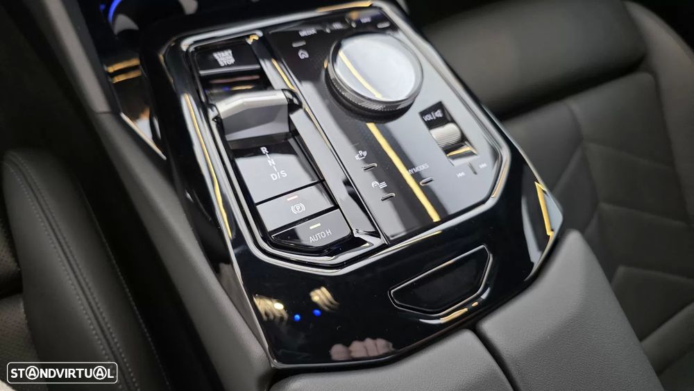 BMW 530 e Pack Desportivo M - 44